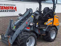Radlader Giant G2700 HD +
