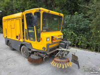 Kehrmaschine Ravo Veegmachine veegauto