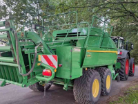 Pressen John Deere L624