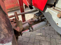 Schlepper / Traktor Massey Ferguson 590-4  Tractor Traktor