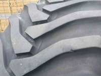 Räder, Reifen, Felgen & Distanzringe BKT 650/45R22.5 en 800/45-30.5