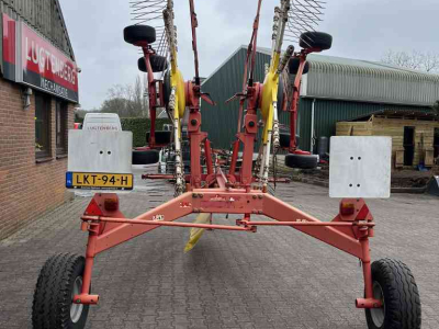 Schwader Pottinger Top 700 A hark, cirkelhark, rake, swader, weidebouwmachines