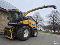 Feldhäcksler New Holland FR 9080