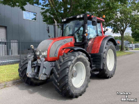 Schlepper / Traktor Valtra N142