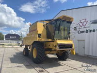 Mähdrescher New Holland TX36
