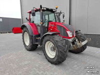 Schlepper / Traktor Valtra N 143 D