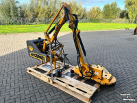 Mähausleger mit Kreiselmäher McConnel PA32
