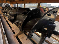 Mähdrescher New Holland Rotor New Holland CR Combine 22 inch Rechts 84591343/Links No:84590644