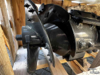 Mähdrescher New Holland Rotor New Holland CR Combine 22 inch Rechts 84591343/Links No:84590644