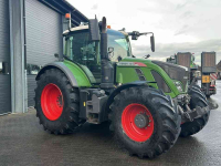 Schlepper / Traktor Fendt 724 PROFI PLUS