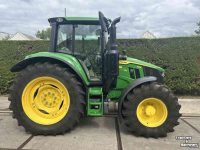 Schlepper / Traktor John Deere 6M 125