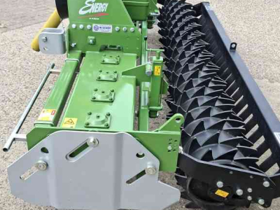 Kreiselegge Celli Energy 300 kopeg met pakker-rol