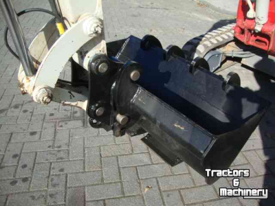 Minibagger Takeuchi TB 225             4