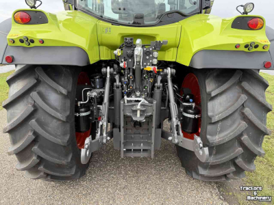 Schlepper / Traktor Claas Arion 530 CIS
