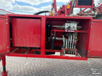 Karotteroder Simon R2TCMR