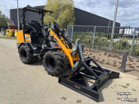 Radlader Giant G2700HD+ Kniklader