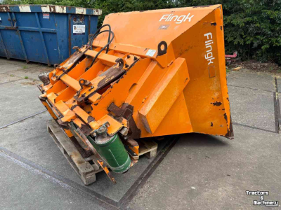 Sägemehl Streuer für Liegeboxen Flingk Flingk ZX 1500
