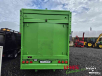 Schlepper / Traktor JCB Fastrac 4220 + Cheetah 30 Houtversnipperaar / Houthakselaar + Nokka HK4872P houtkraan Snipper combi / Chipper Combi