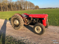 Oldtimers Massey Ferguson 35 Diesel