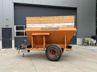 Sonstiges Düngetechnik Maschinen und Zubehör  Mammouth turf / compoststrooier