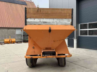 Sonstiges Düngetechnik Maschinen und Zubehör  Mammouth turf / compoststrooier