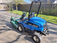 Aufsitzrasenmäher New Holland New Holland MC28 maaier