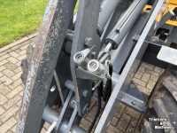 Radlader Giant V4501 kniklader