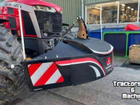 Frontstoßstange Massey Ferguson Tractorbumper / Frontbumper / Aanrijdbeveiliging