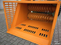 Strohverteiler für Liegeboxen Flingk Stroverdeler Flingk SVV 1250 met transportband