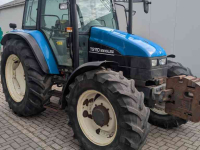 Schlepper / Traktor New Holland TS 110
