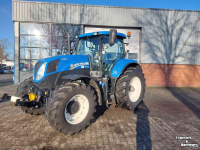 Schlepper / Traktor New Holland T7.210 AC