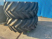 Räder, Reifen, Felgen & Distanzringe Trelleborg Set 710/60R42+600/60R30 10-G