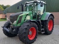 Schlepper / Traktor Fendt 822 scr