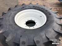 Räder, Reifen, Felgen & Distanzringe  Trelleborg - 600/70R28 TM900 op wiel Valtra Q-serie