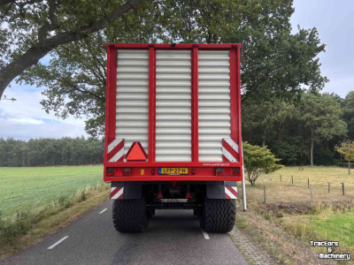 Lade- und Dosierwagen Pottinger Jumbo 6000 Combiline