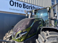 Schlepper / Traktor Valtra Q 225