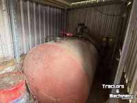 Sonstiges Maschinen und Zubehör für Werkstatt und Hof  betonnen lekbak + gasolietank