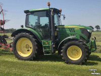 Schlepper / Traktor John Deere 6105R