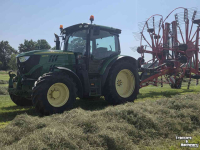 Schlepper / Traktor John Deere 6105R