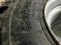 Räder, Reifen, Felgen & Distanzringe BKT 620/40R22,5, incl. velg!