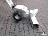 Sonstige Reinigungs- und Kehrmaschinen und Zubehör M-Sweep sweep roosterschuif 95E  accu  vooruit/achteruit