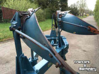 Pflüge Overum wentelploeg V308F