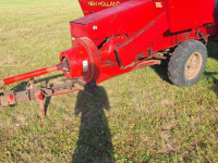 Pressen New Holland 276 hayliner balenpers hooipers pers stropers