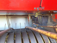 Pressen New Holland 276 hayliner balenpers hooipers pers stropers