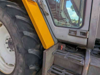 Schlepper / Traktor Renault 106-54