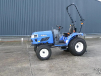 Schlepper / Traktor Iseki TM3267E .