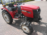 Obsttraktor Shibaura st 330