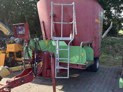 Futtermischwagen Strautmann Vertimix 1250