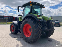 Schlepper / Traktor Claas Axion 830 CMatic Tractor