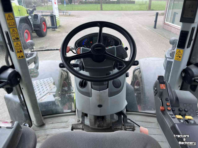 Schlepper / Traktor Claas Arion 610